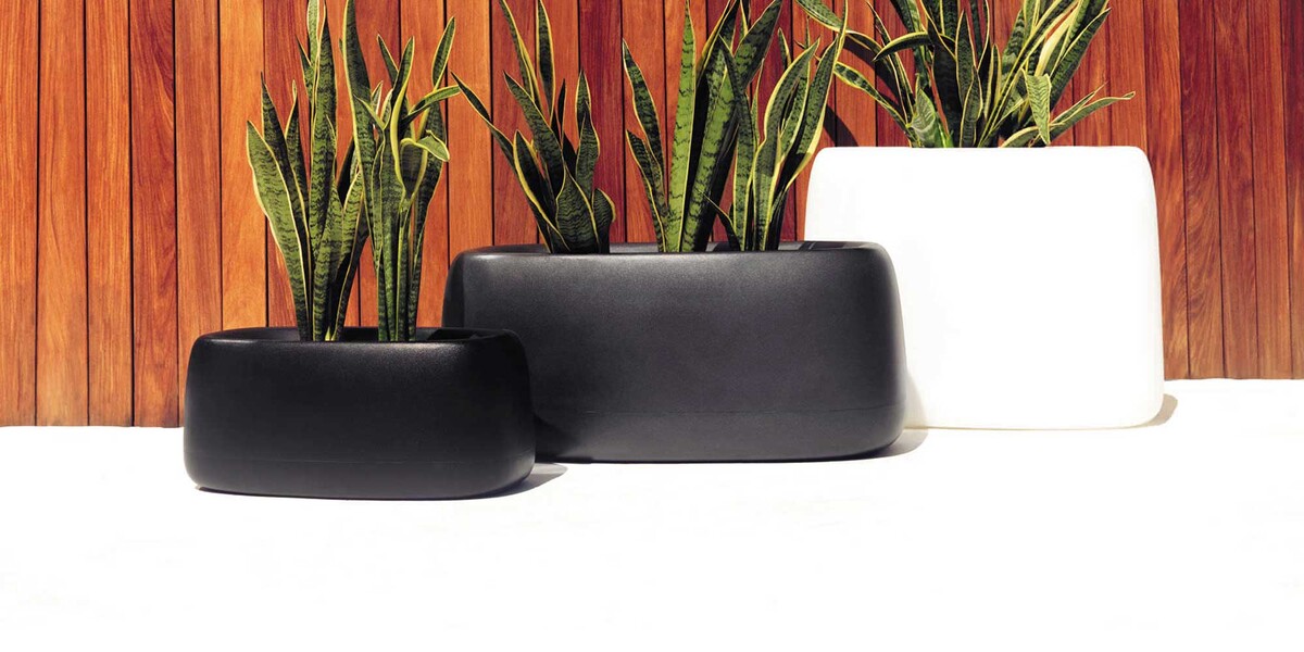 Premium_Outdoor_Lielie_Puķu_Podi-Vondom.jpg Premium_Outdoor_Lielie_Puķu_Podi-Vondom.jpg